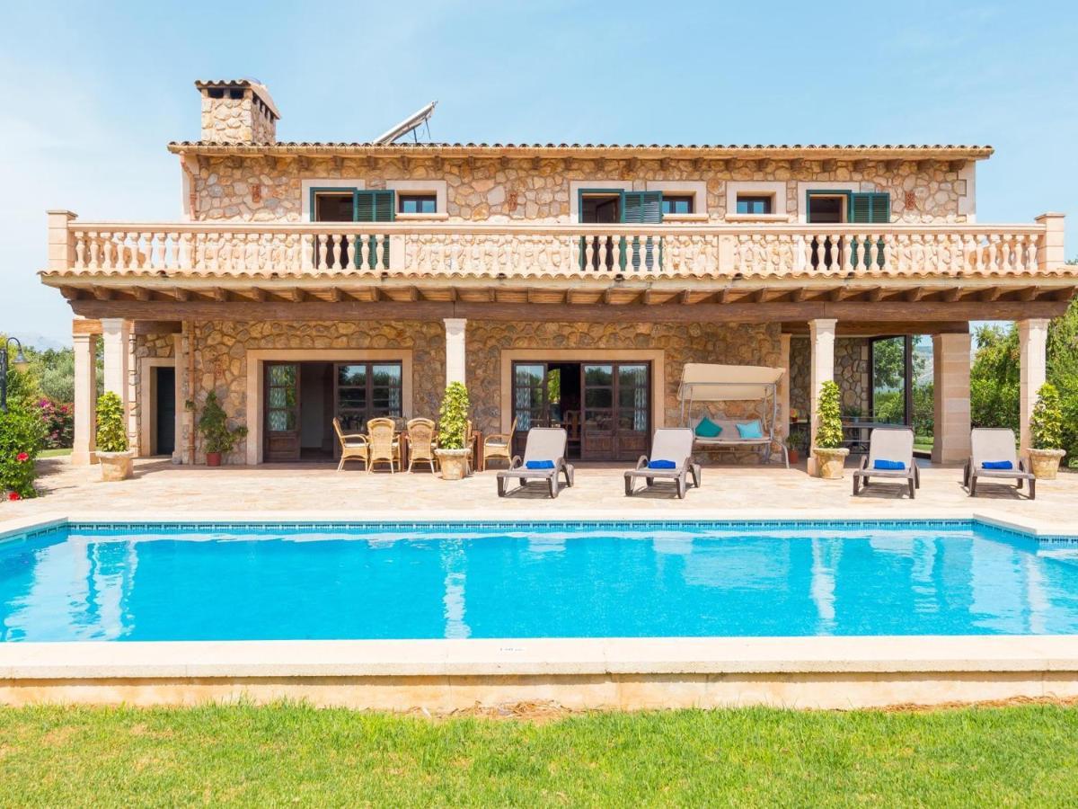 Villa Lagoon Sa Pobla Exteriör bild