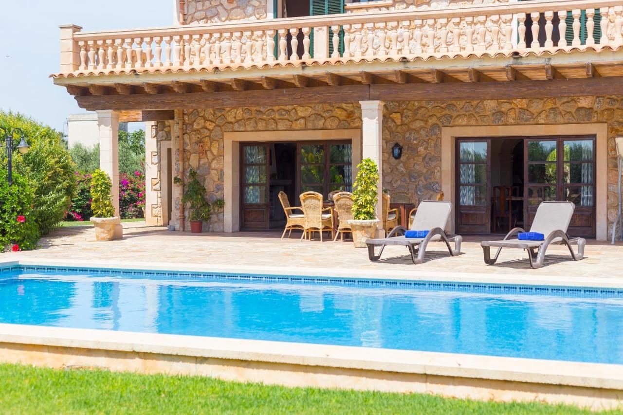 Villa Lagoon Sa Pobla Exteriör bild