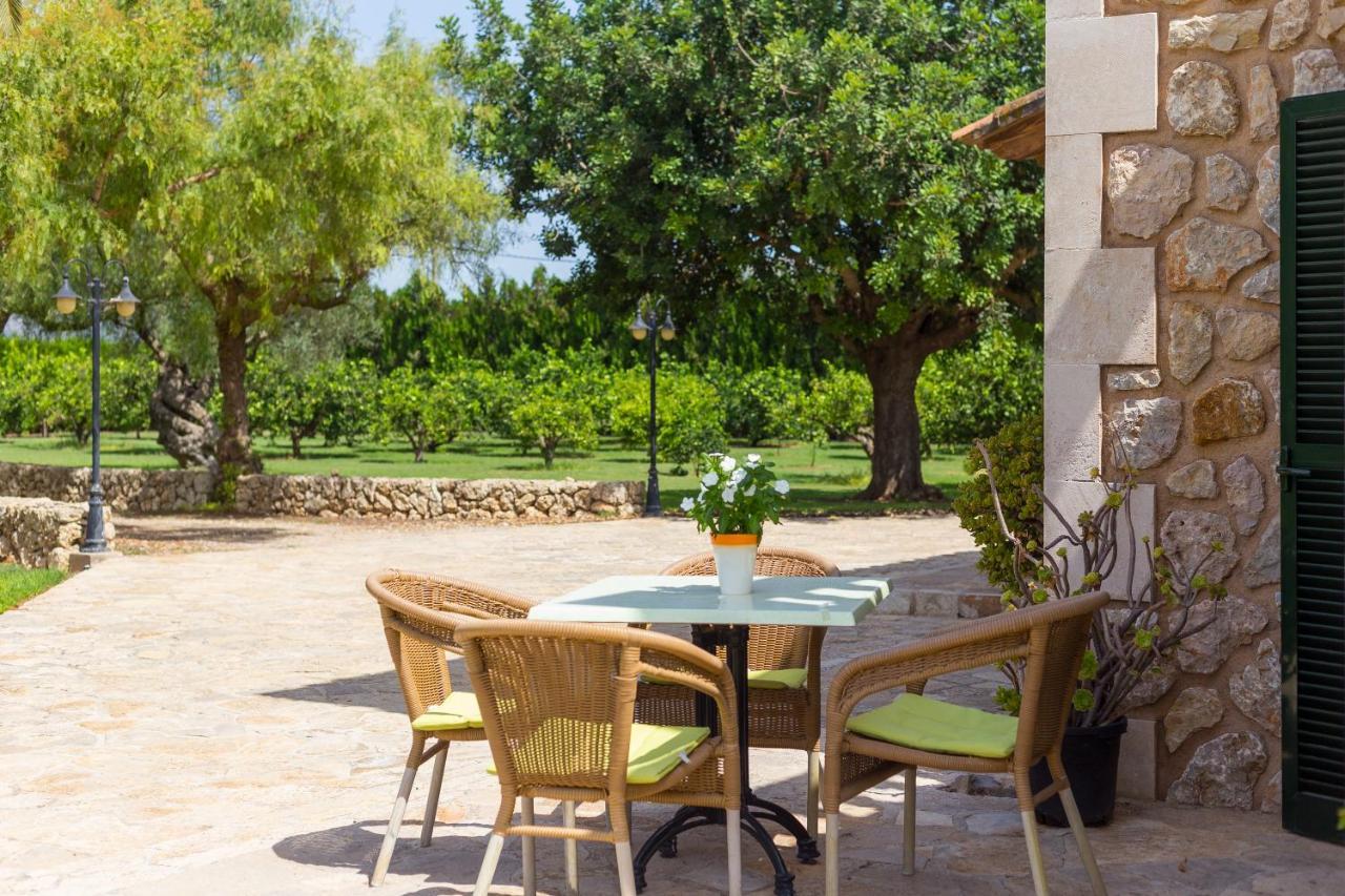 Villa Lagoon Sa Pobla Exteriör bild