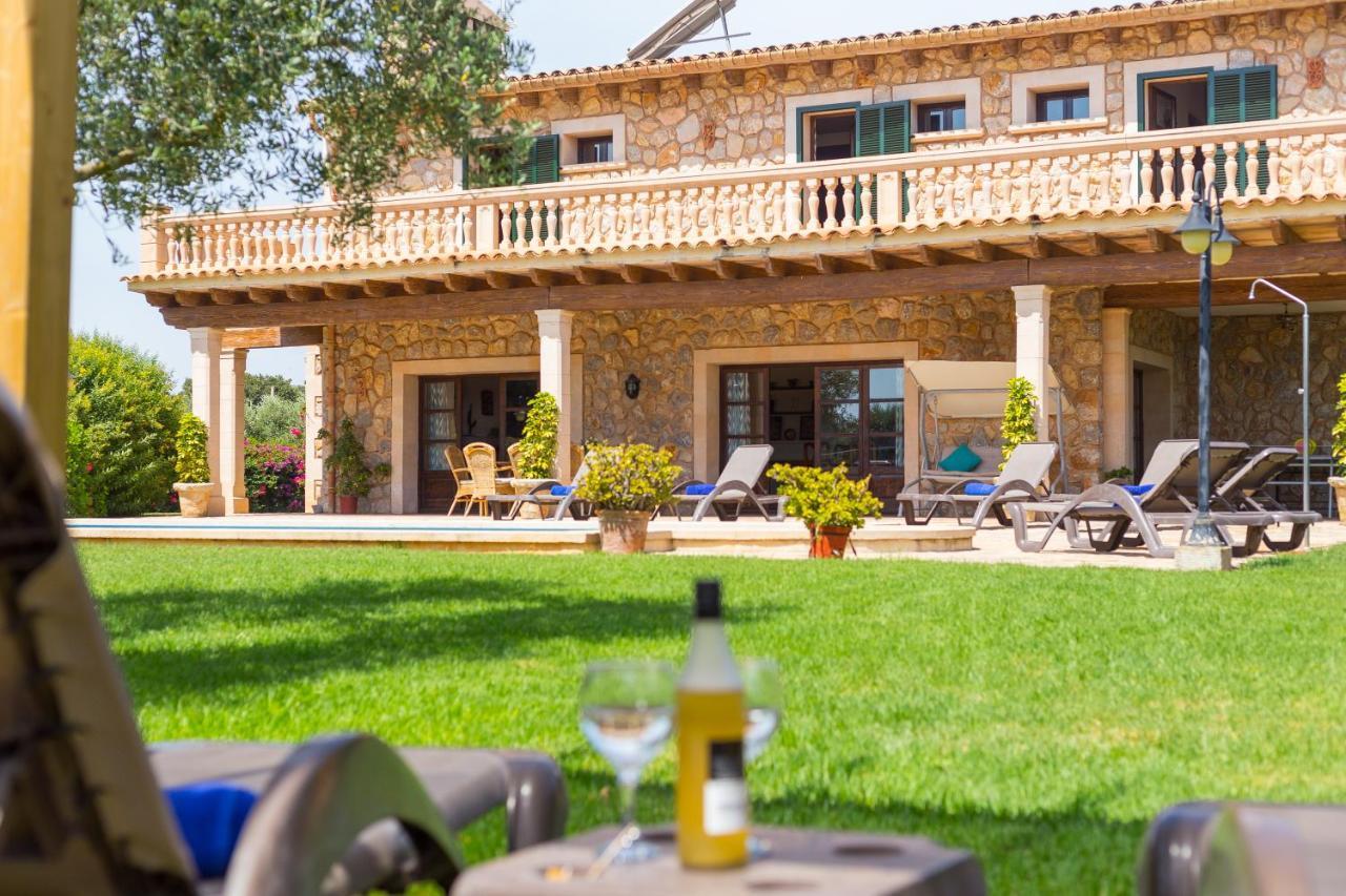 Villa Lagoon Sa Pobla Exteriör bild