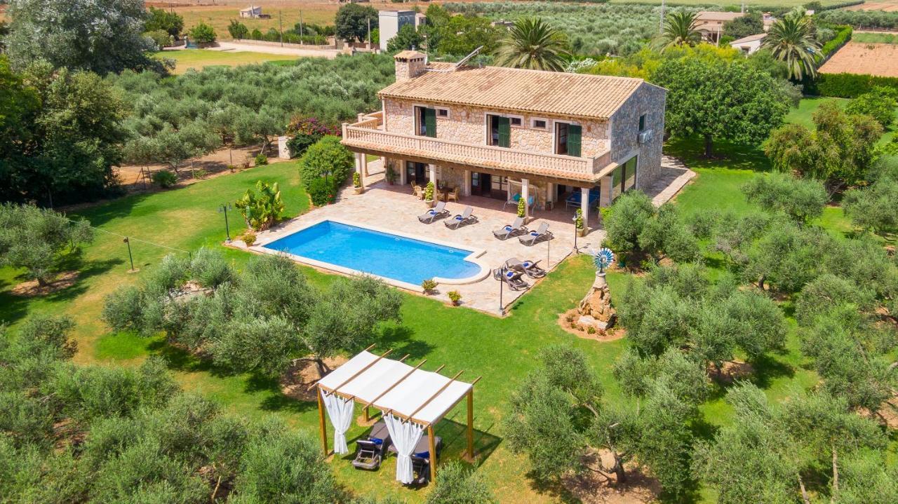 Villa Lagoon Sa Pobla Exteriör bild